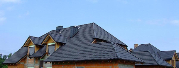 Hurtownia dachów i pokryć dachowych Manex z Wrocławia to atrakcyjne ceny na pokrycia dachowe (dachówki ceramiczne, cementowe, blachodachówki, rynny, okna dachowe, akcesoria)
